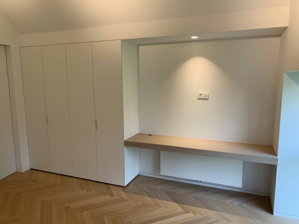 Meubles sur mesure de chambre à coucher et dressing 