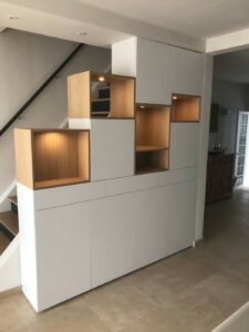 Meuble escalier pour maison contemporaine