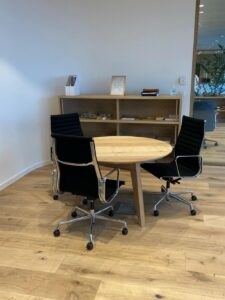 Aménagement de bureaux sur mesure à Delta.